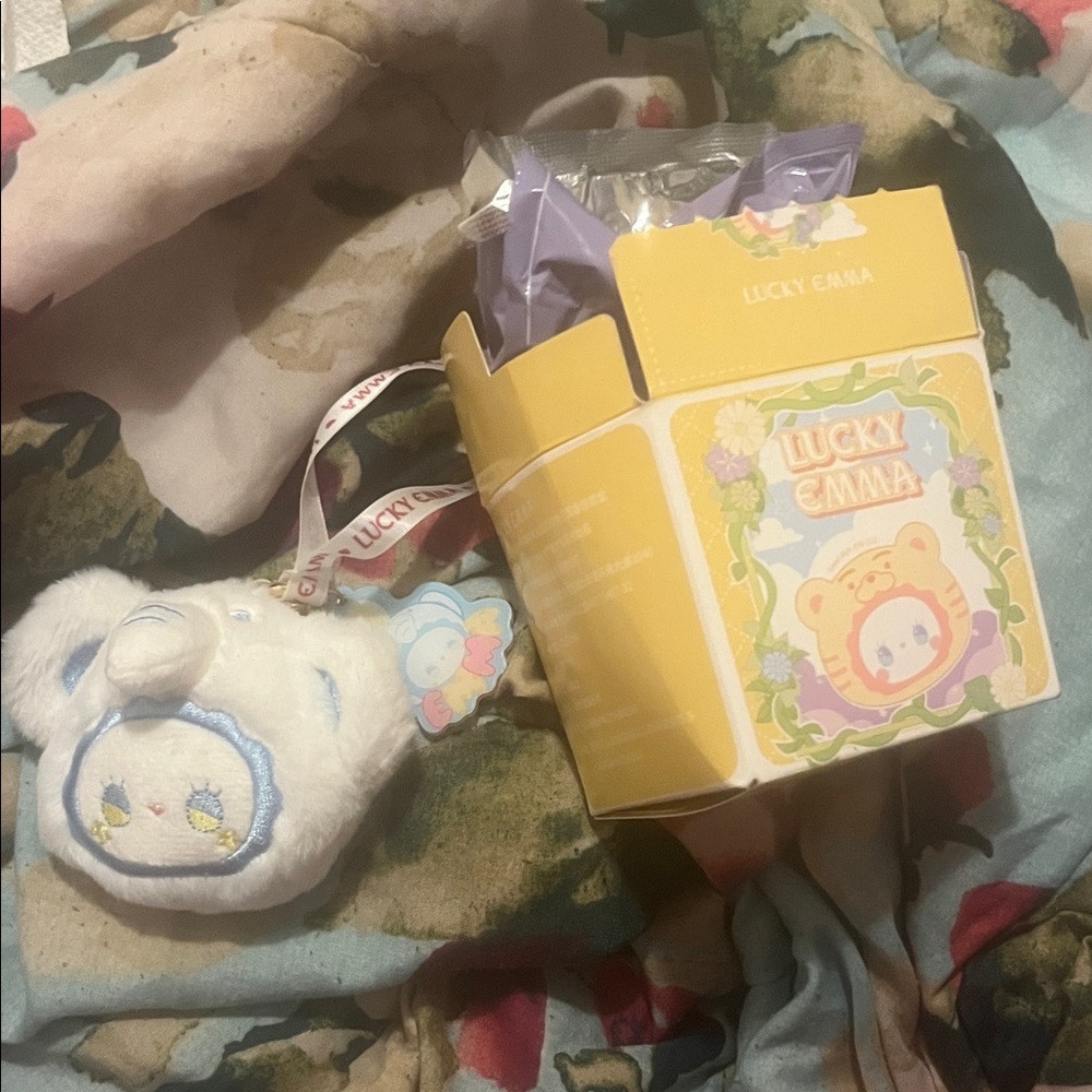 Lucky Emma Box Elephant Plush